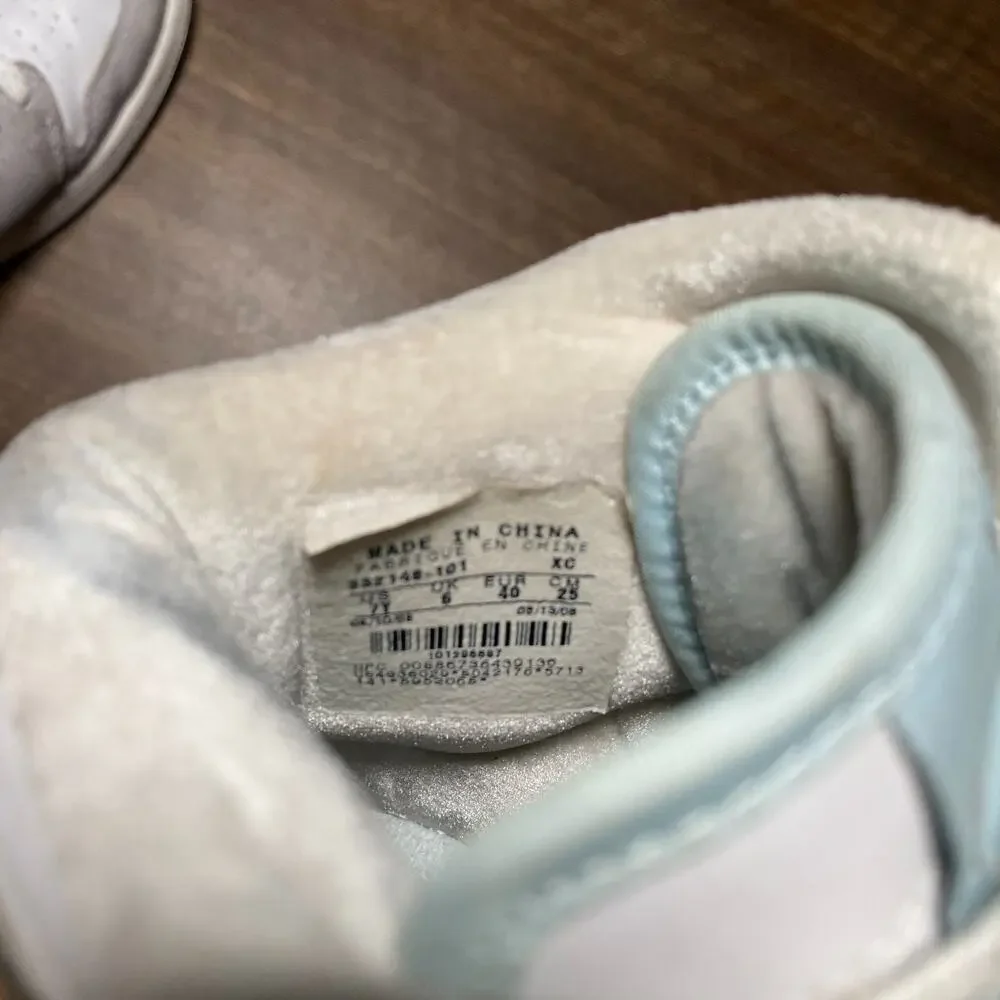Kid's Air Jordan 1 Retro High White Metallic Silver Size 7Y 2008 (332148-101)